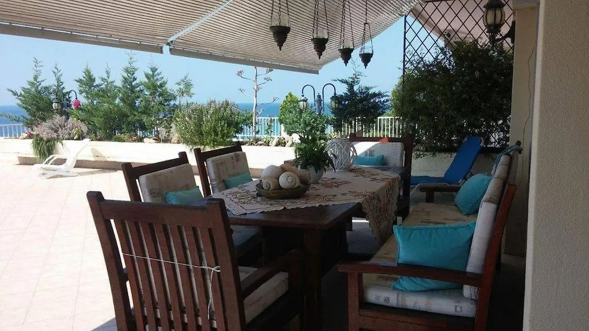 Apartament The Balcony House Nea Moudania